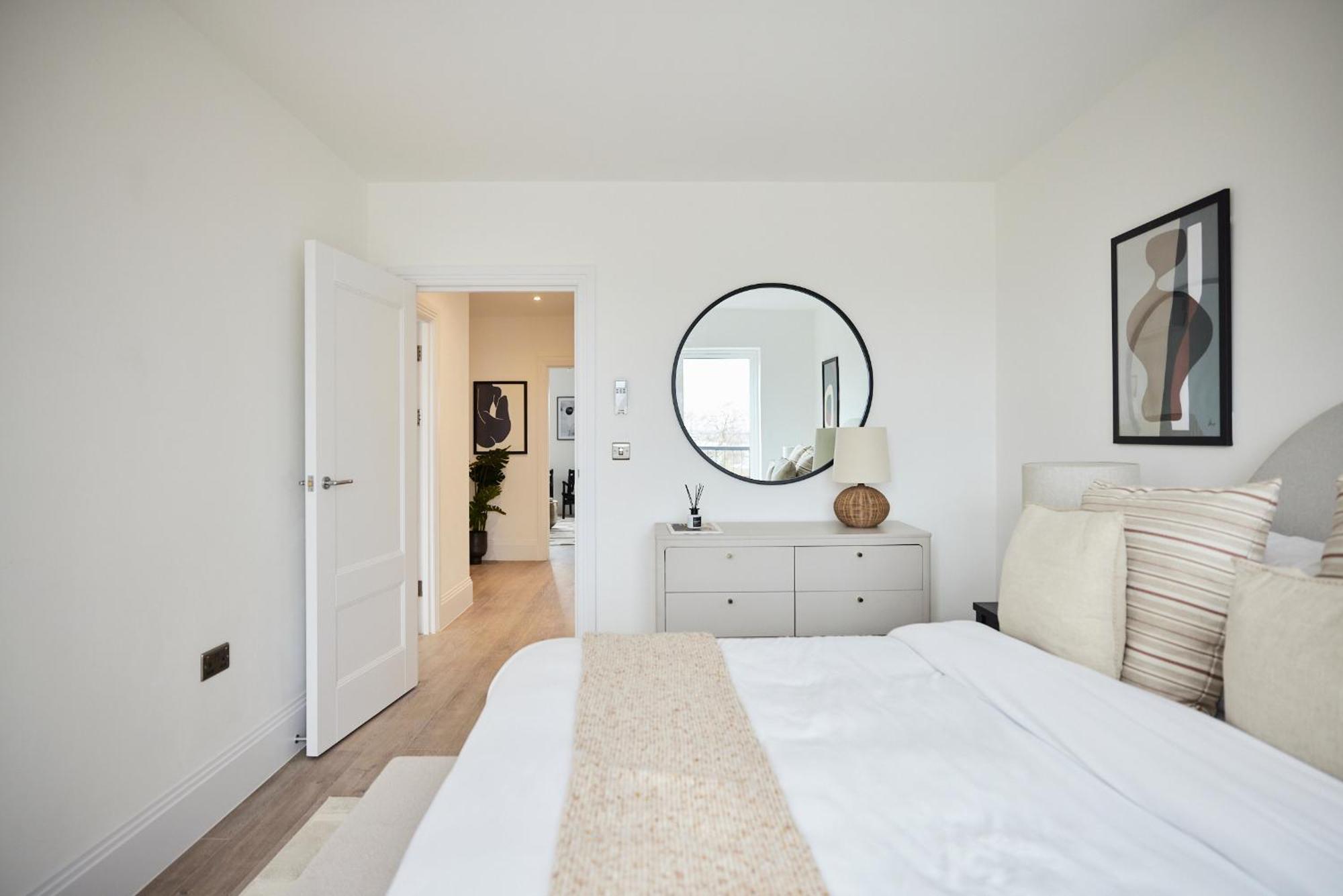 Apartment The Wembley Park Corner - Classy 2bdr Flat With Balcony *