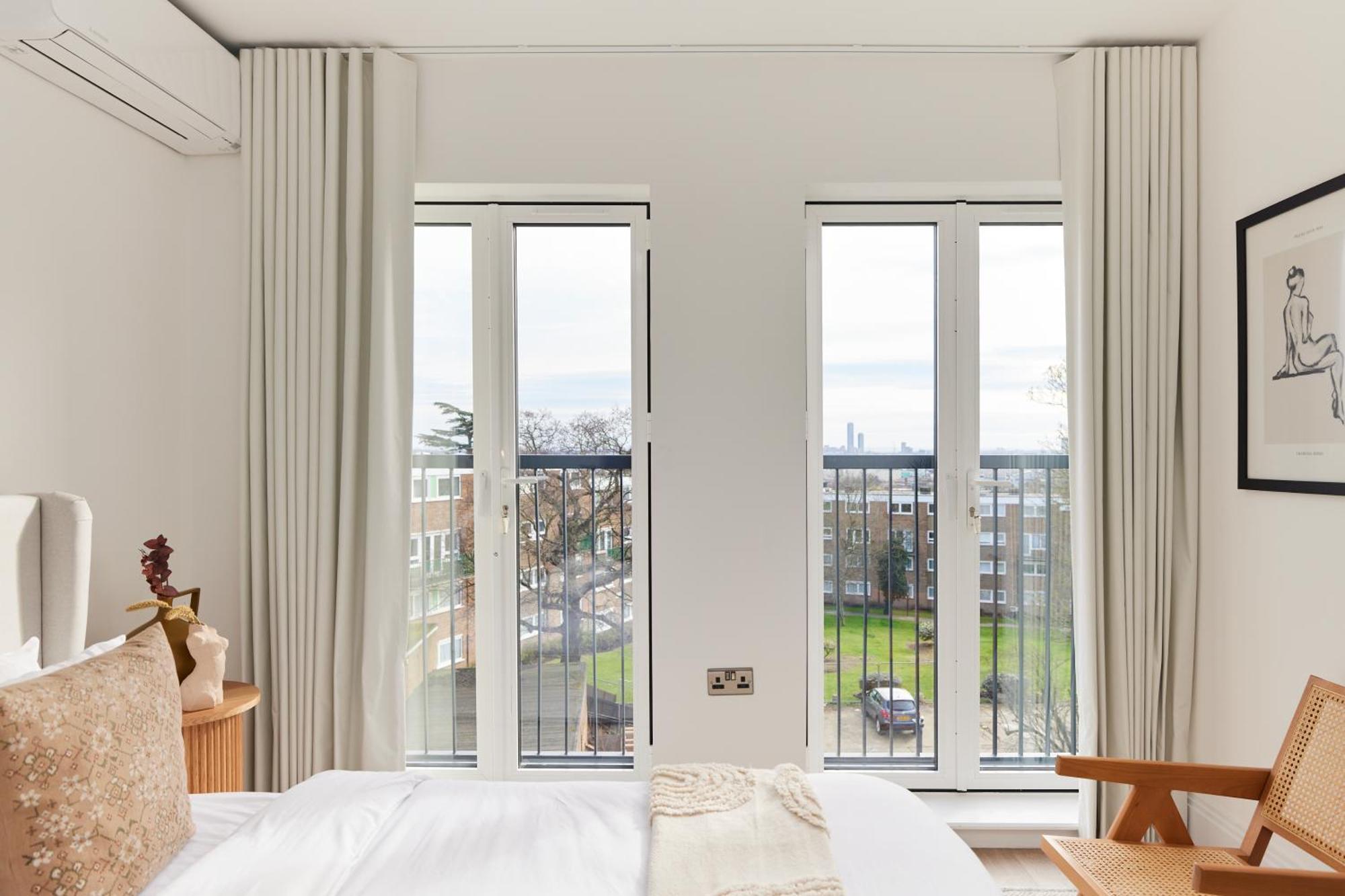Apartment The Wembley Park Corner - Classy 2bdr Flat With Balcony