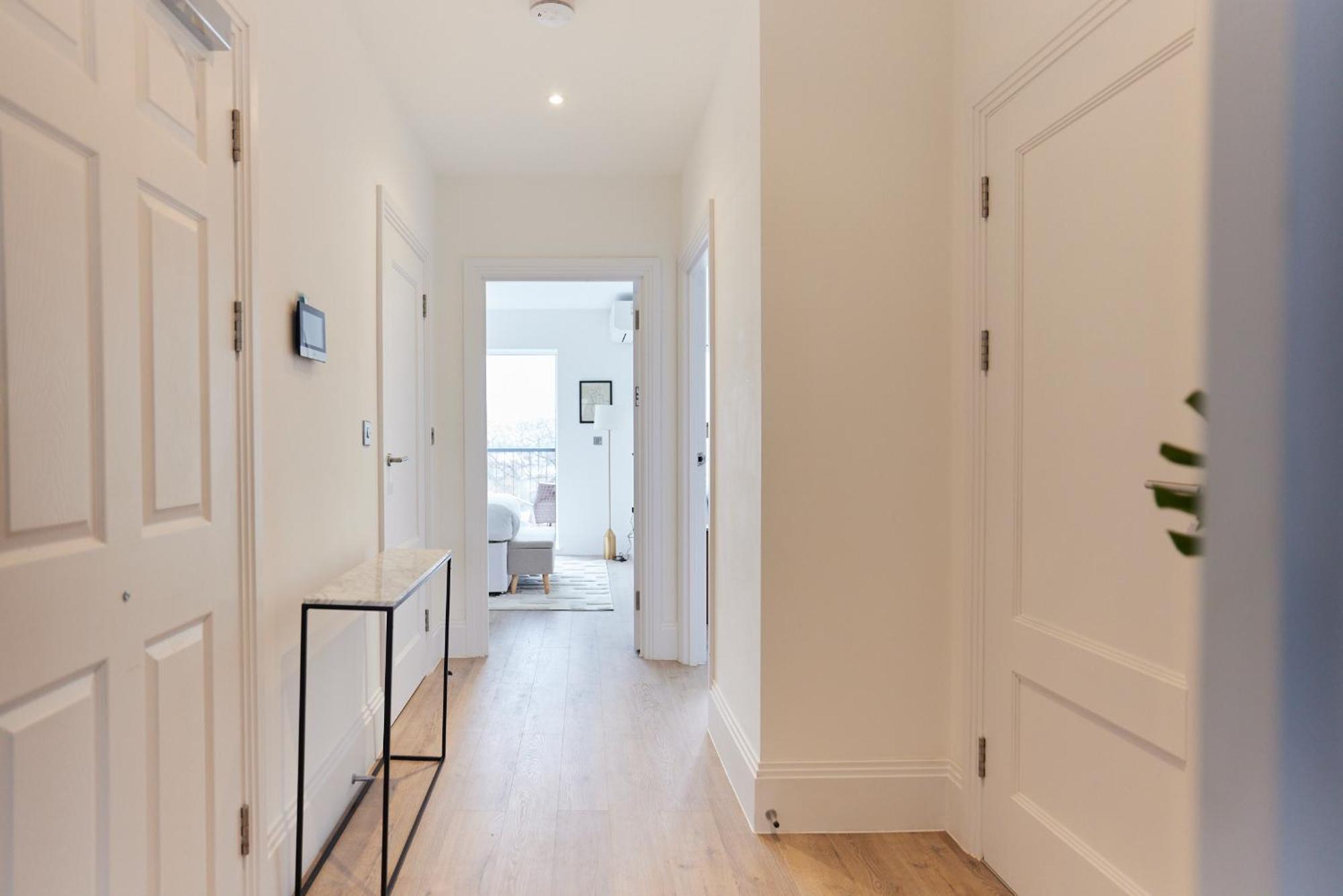 Apartment The Wembley Park Corner - Classy 2bdr Flat With Balcony *